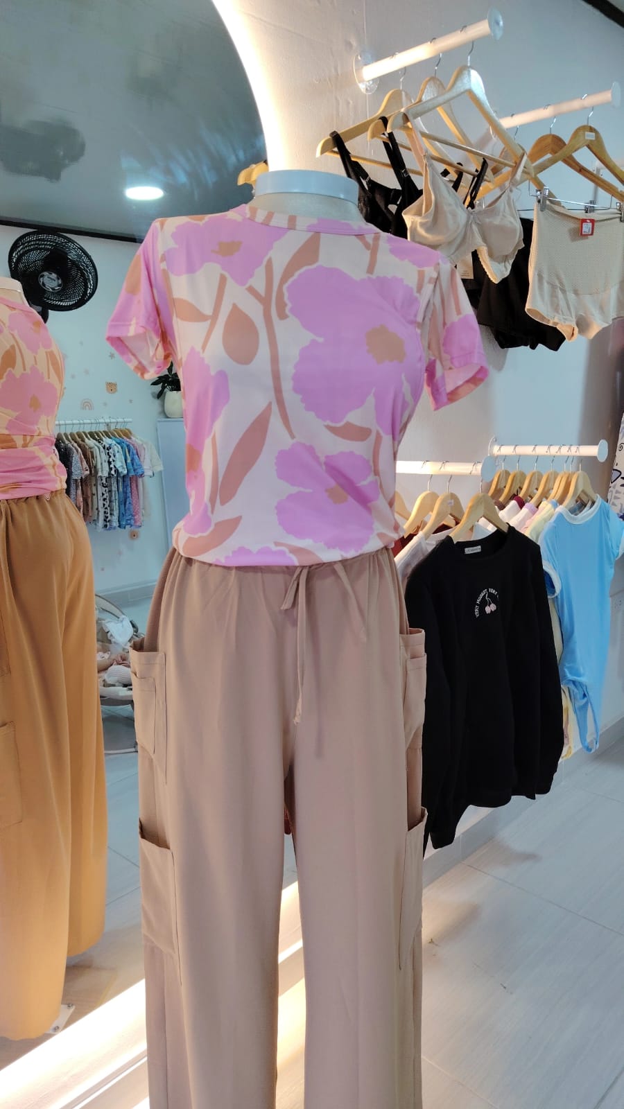 Pantalón Suelto