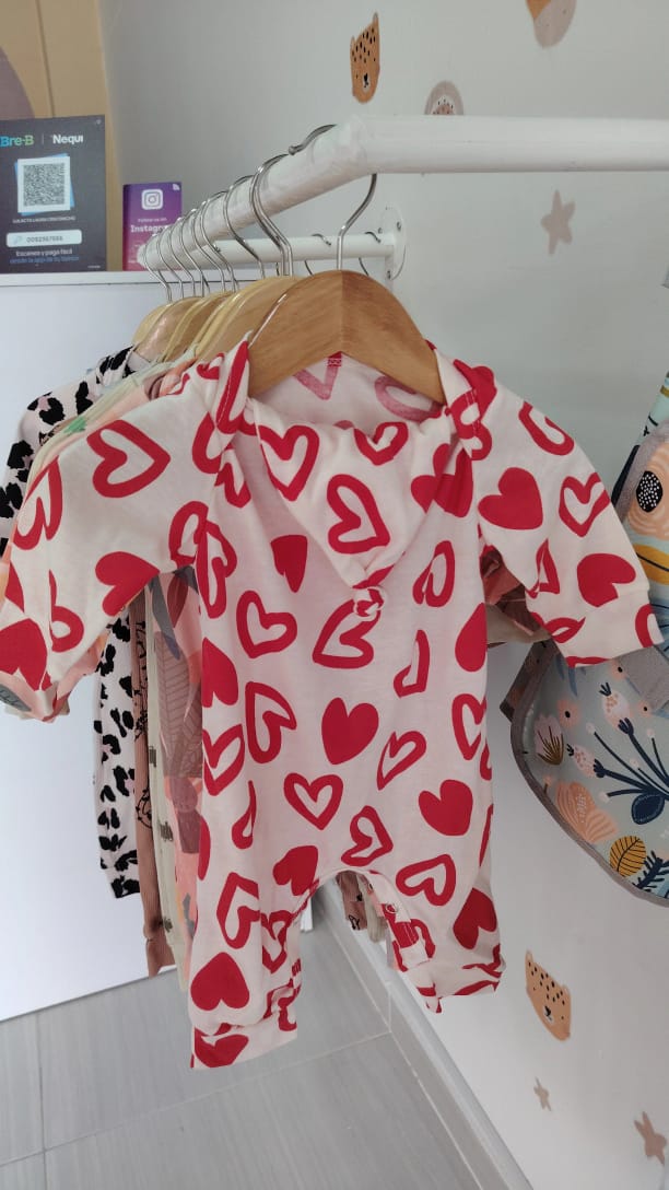 Pijama Bebé con Gorrito 0-3 meses